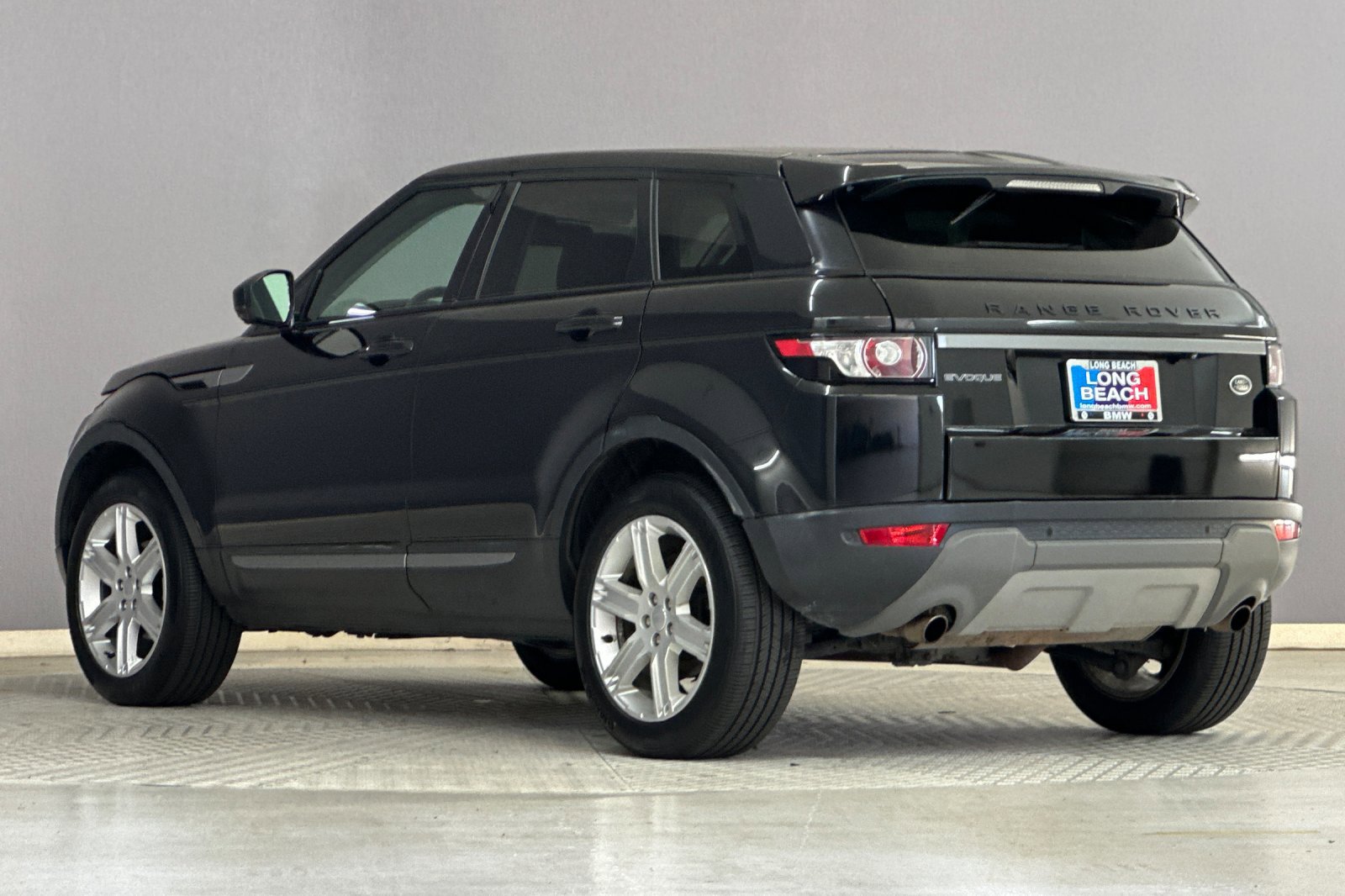 2015 Land Rover Range Rover Evoque Pure photo 2