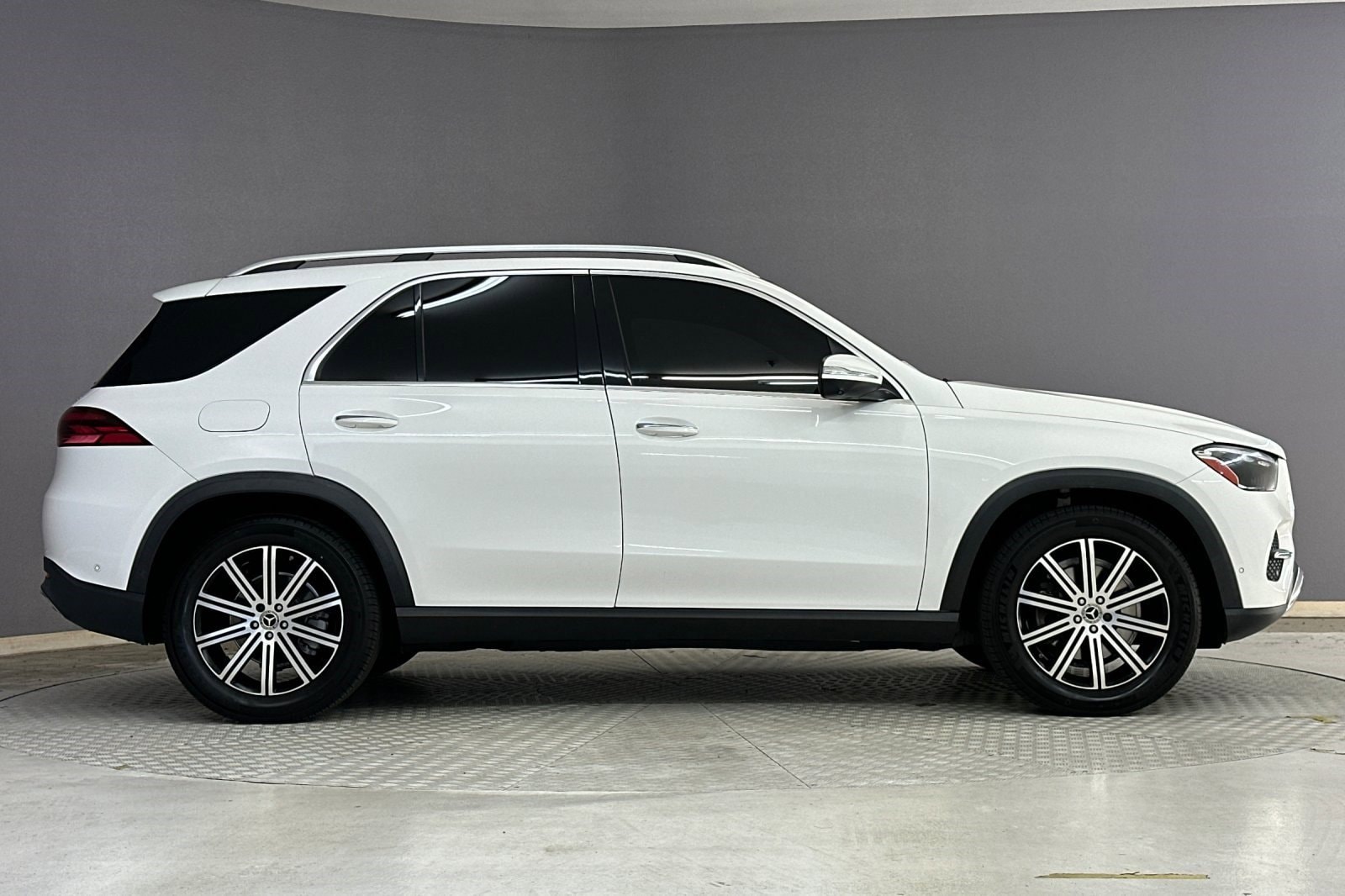 2024 Mercedes-Benz GLE 350 4MATIC photo 6