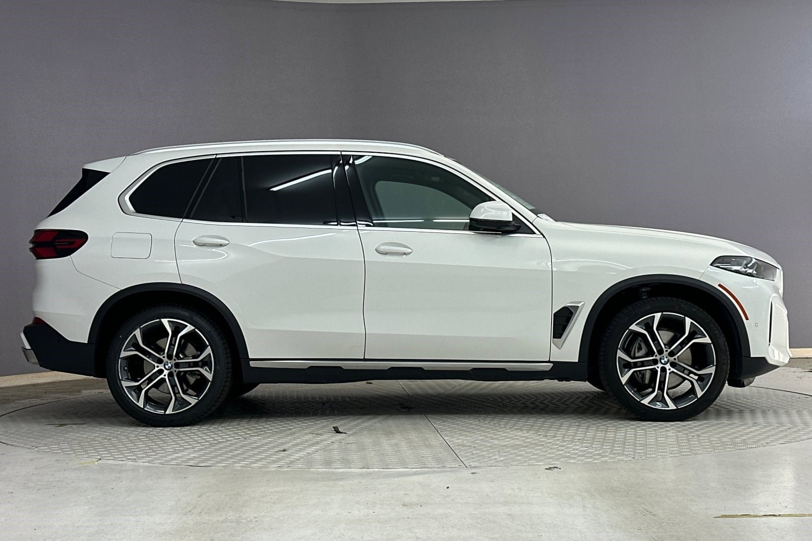 2024 BMW X5 sDrive40i photo 3