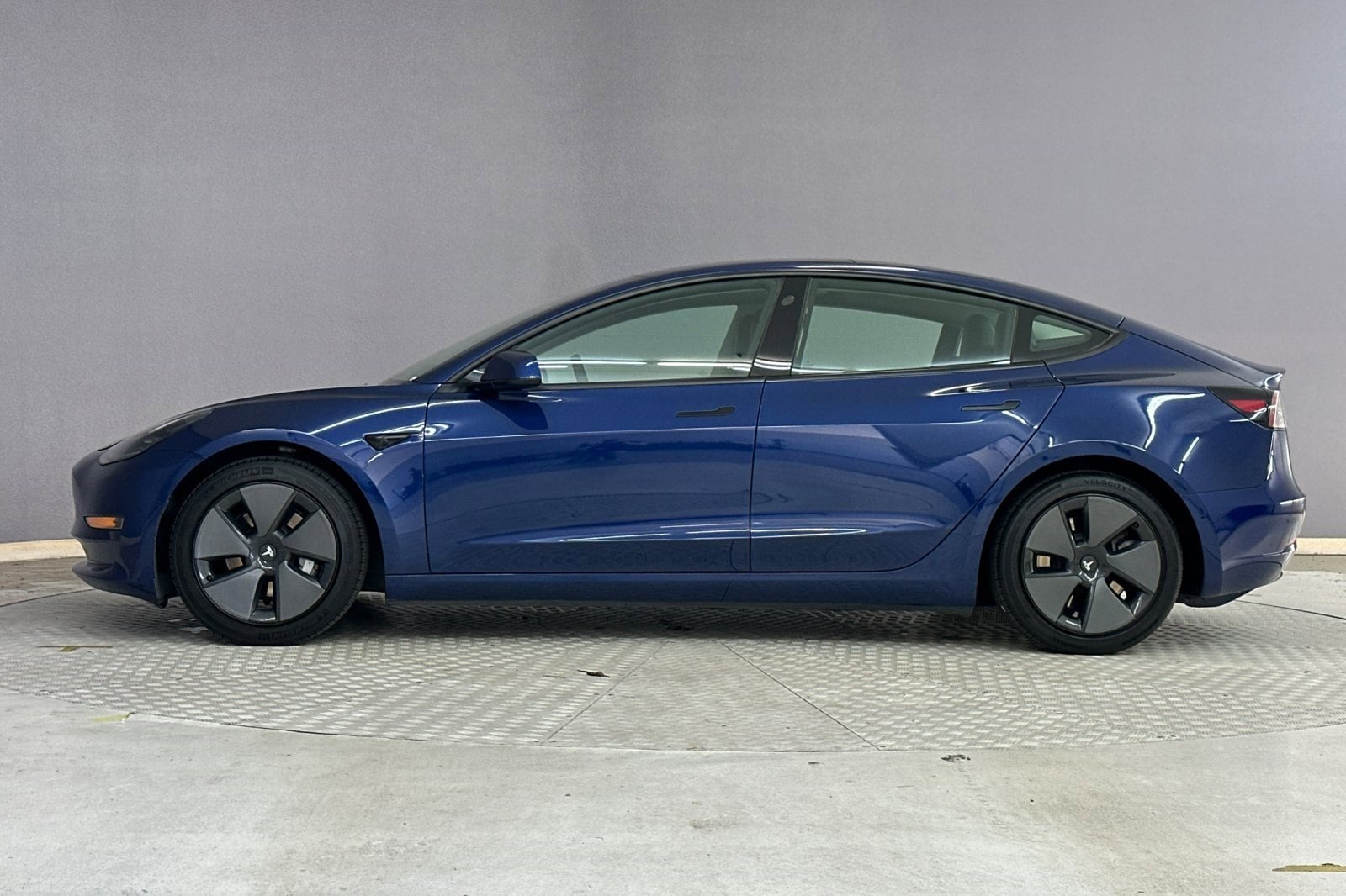 Used 2021 Tesla Model 3 Base with VIN 5YJ3E1EA2MF986953 for sale in Long Beach, CA