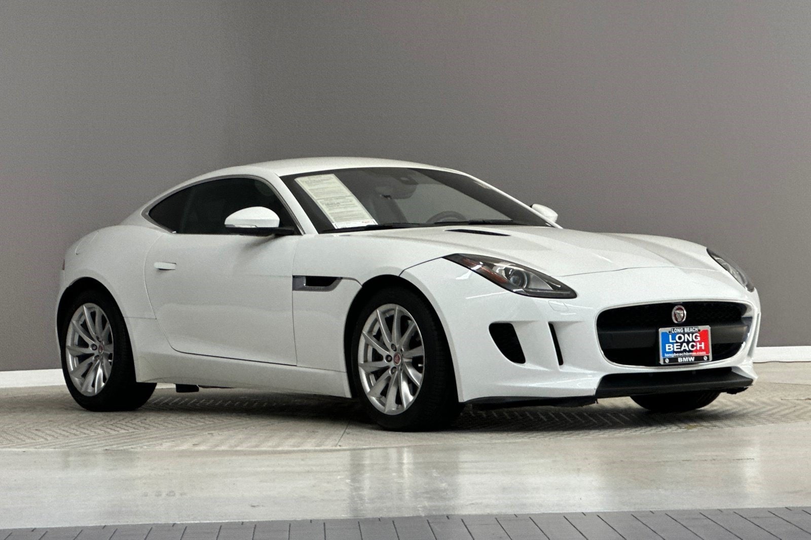 F-TYPE Base Coupe
