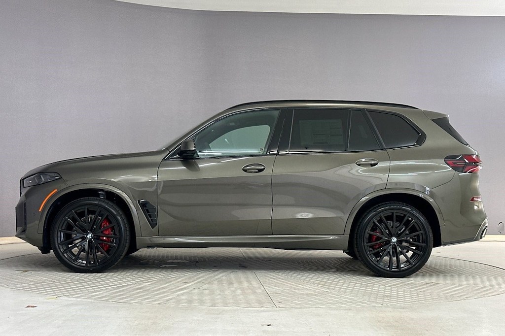 New 2026 BMW X5 sDrive40i SUV
