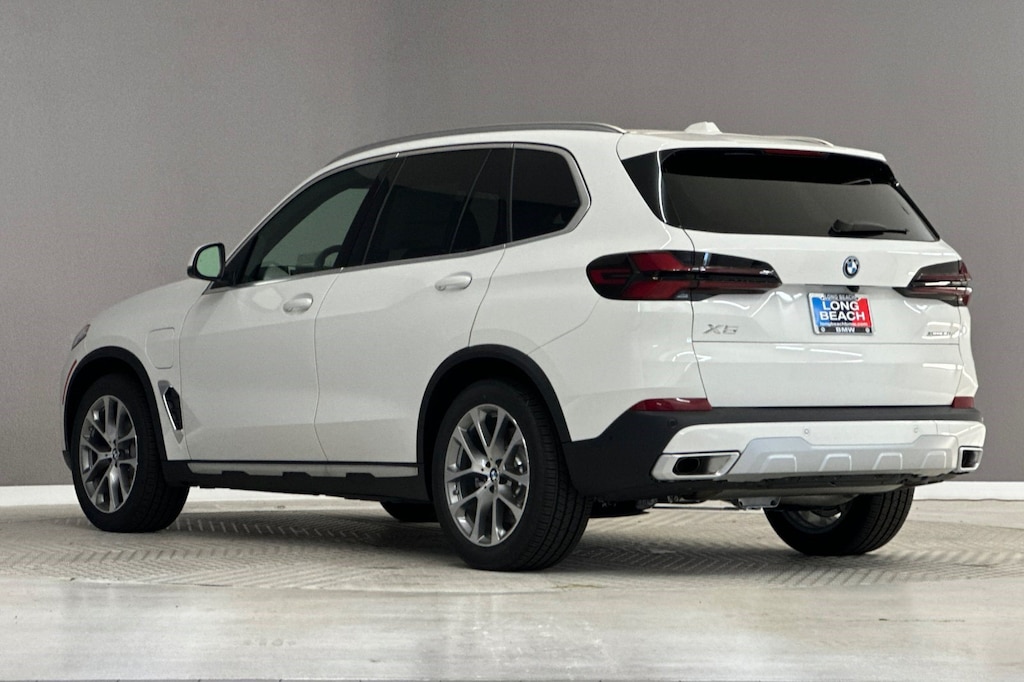 New 2026 BMW X5 PHEV xDrive50e SUV