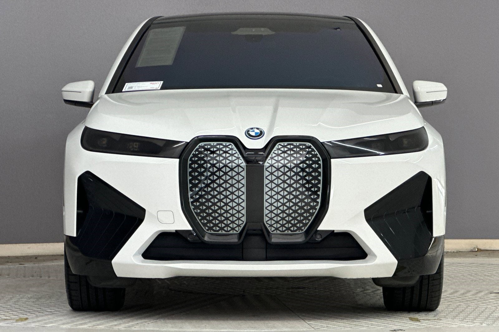 2024 BMW iX xDrive50 photo 4