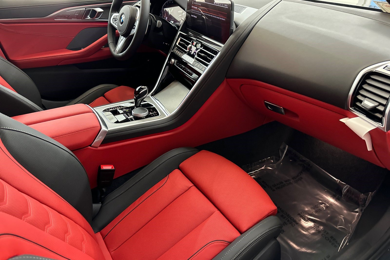 2026 BMW 8 Series 840i - Photo 27