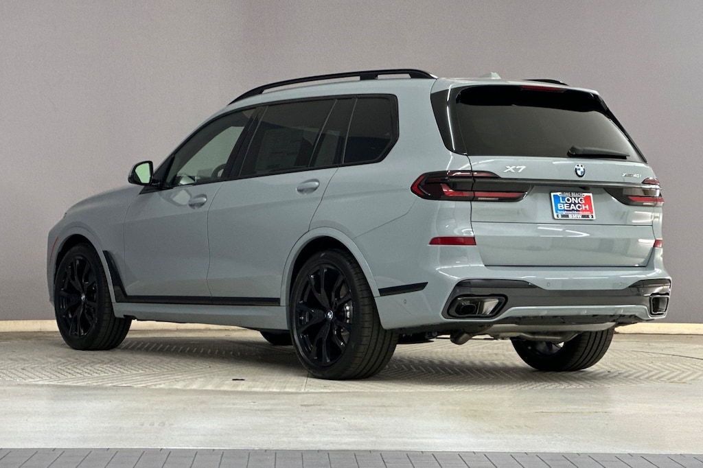 New 2026 BMW X7 xDrive40i SUV