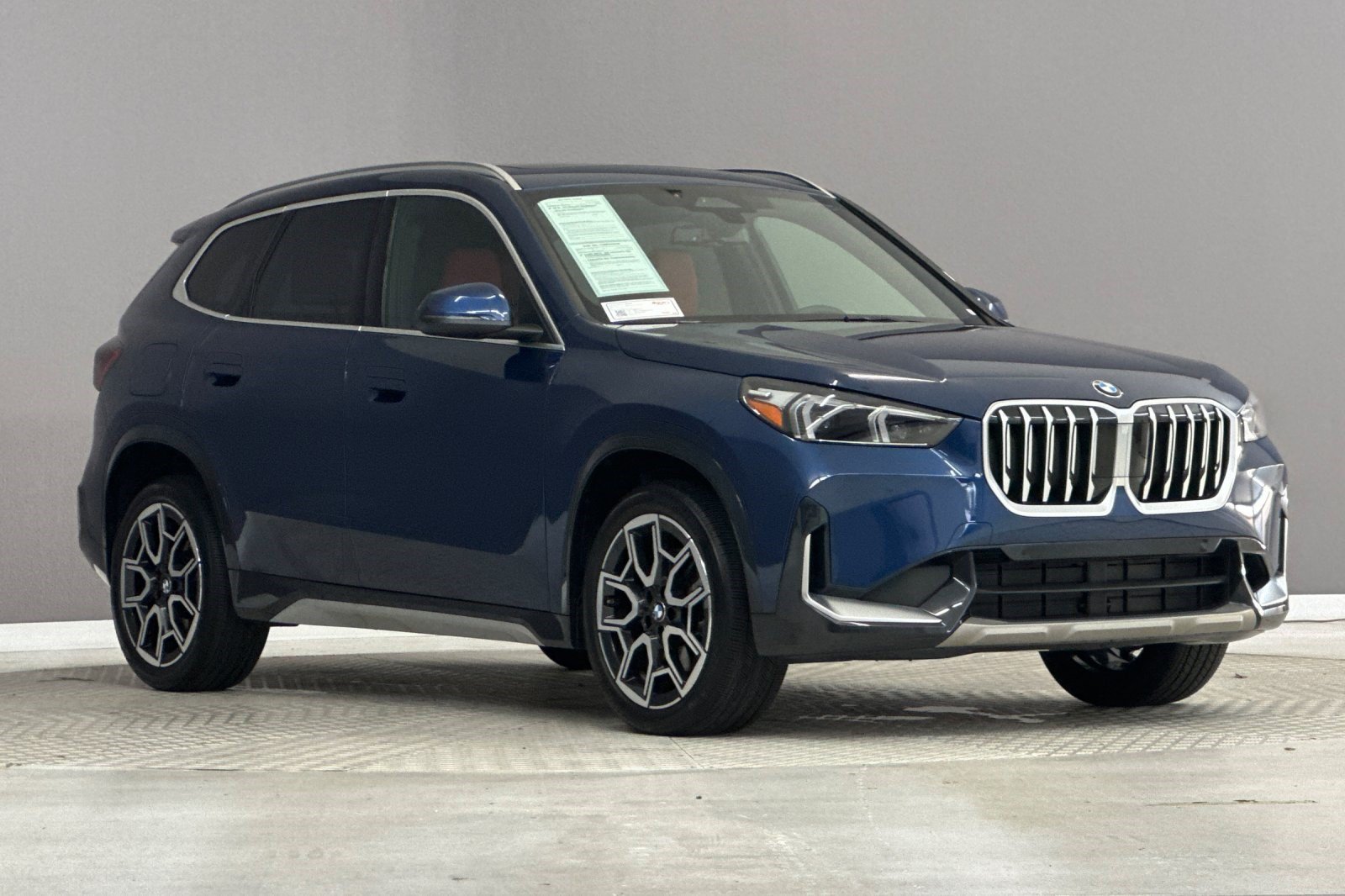 X1 XDrive28i SUV