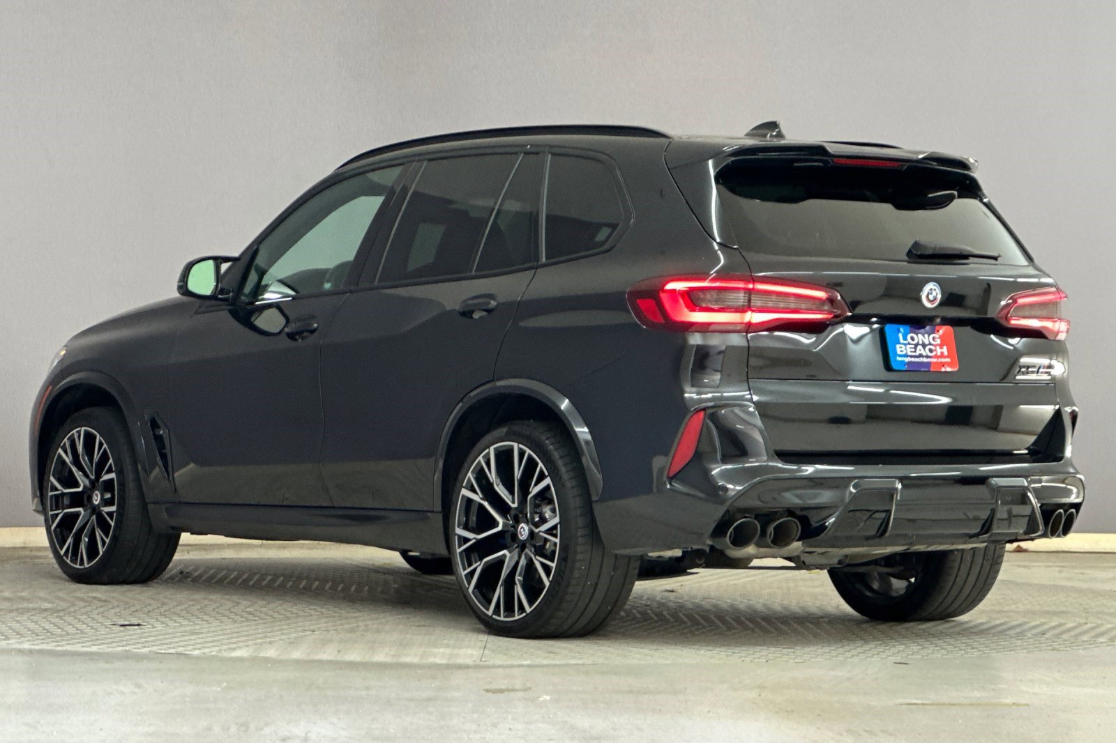2023 Bmw X5 M photo 3