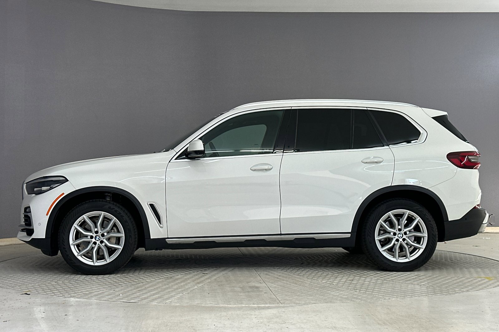 2021 Bmw X5 sDrive40i photo 2