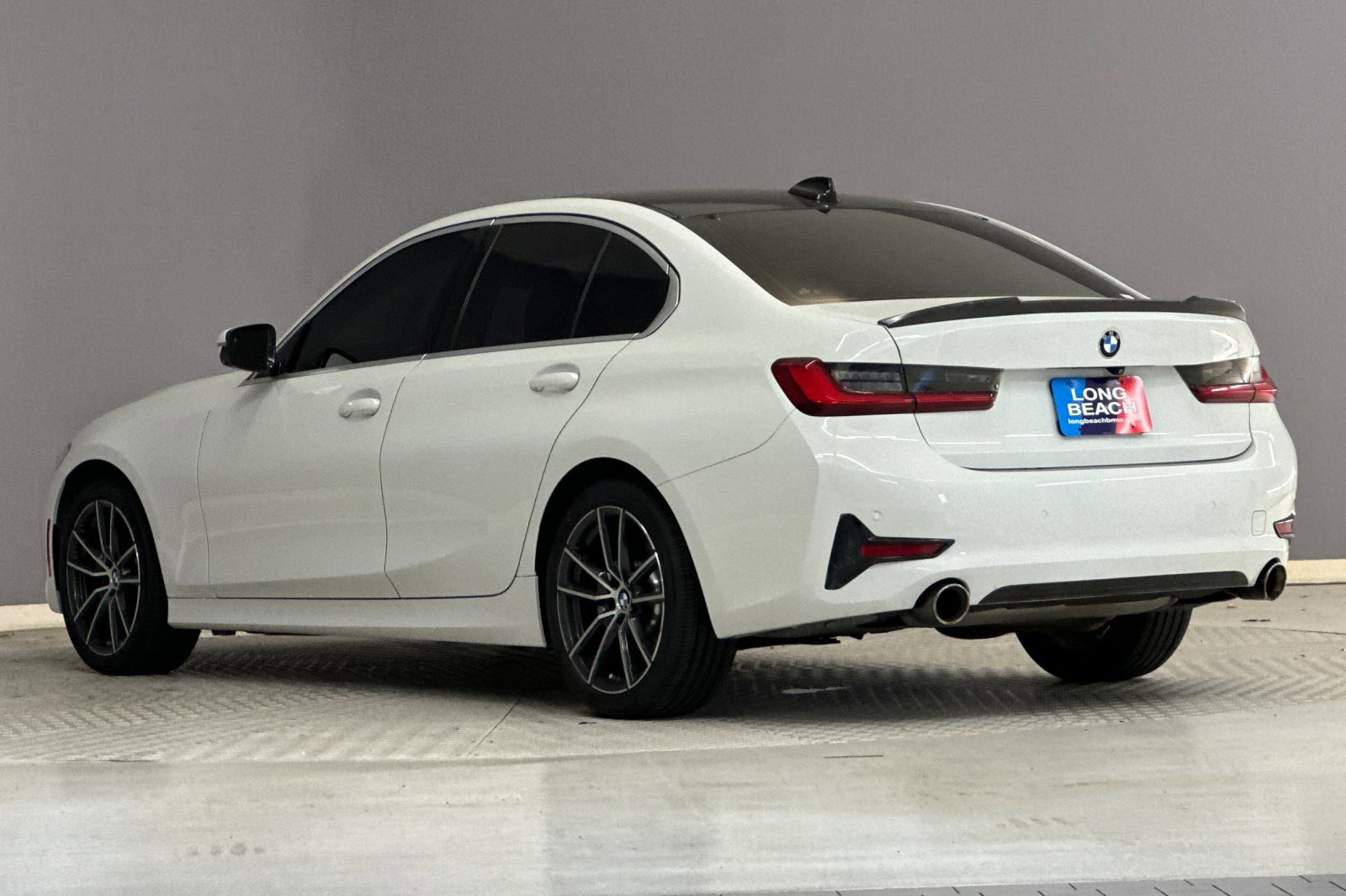2019 Bmw 330i Sedan photo 3