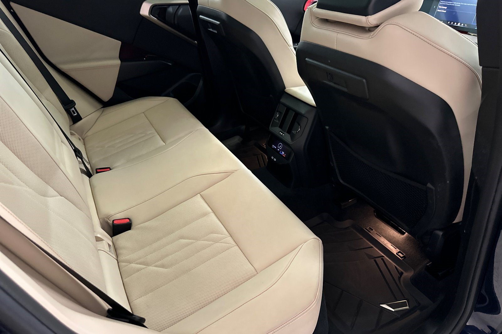 2025 BMW X3 30 - Photo 31
