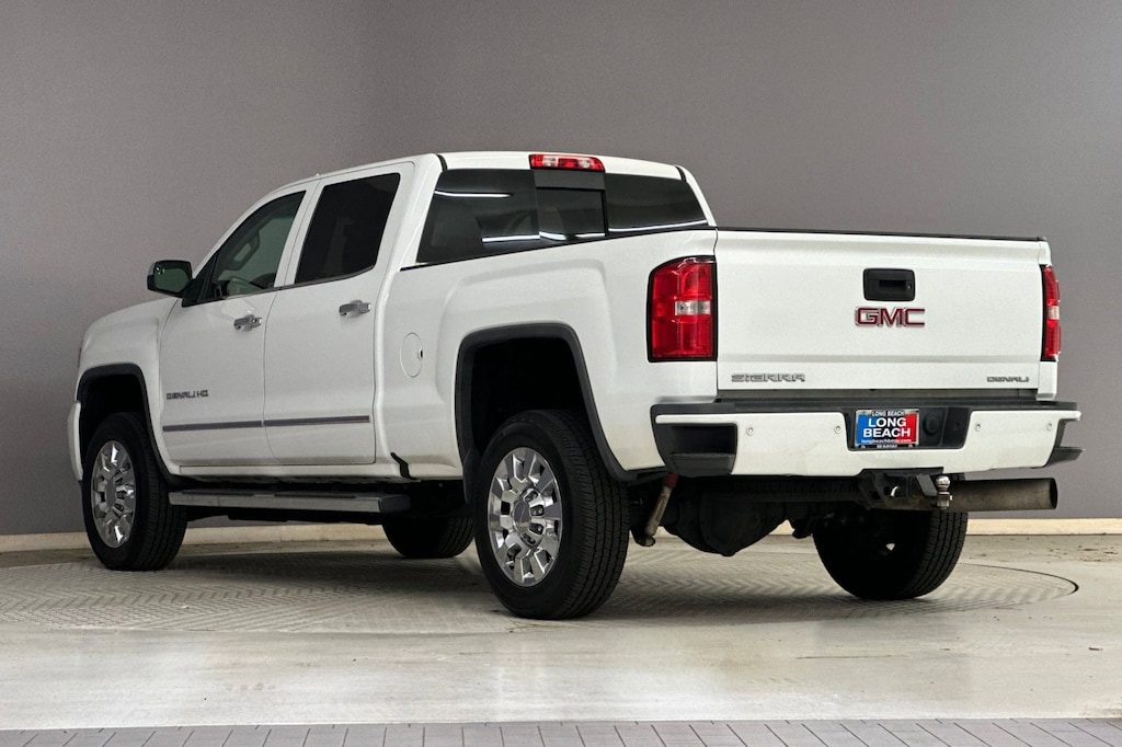 Used 2016 GMC Sierra 2500HD Denali Truck Crew Cab