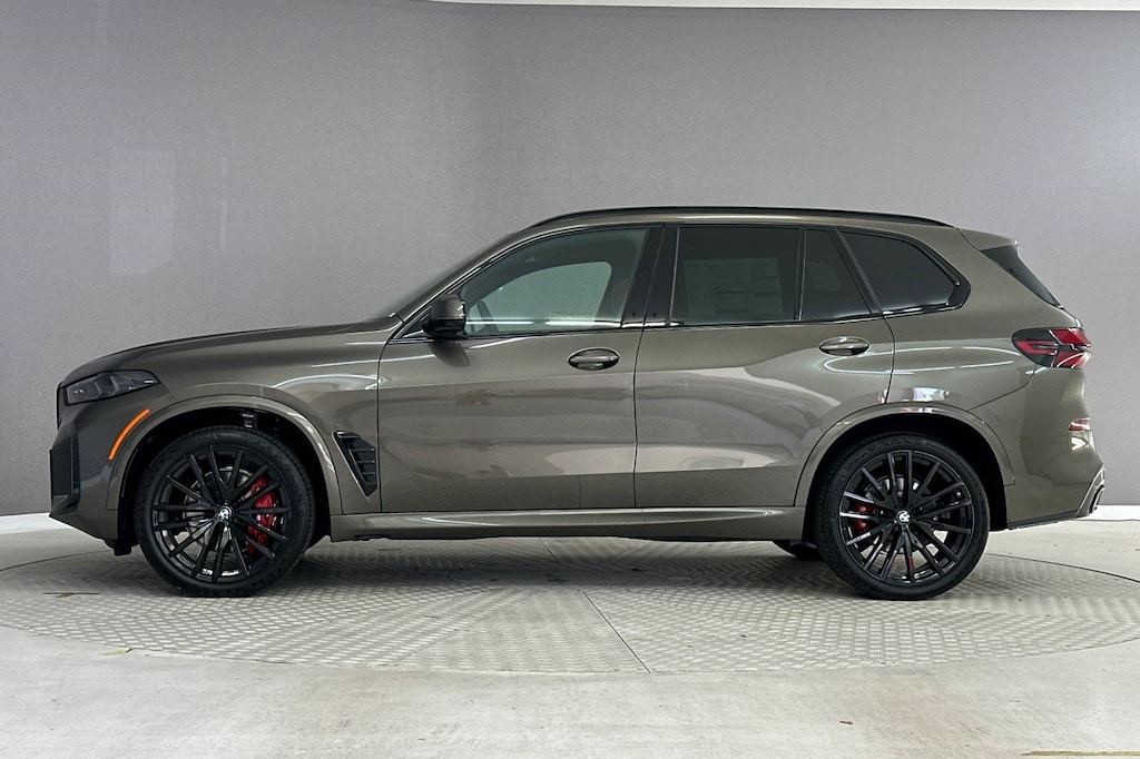 New 2026 BMW X5 sDrive40i SUV