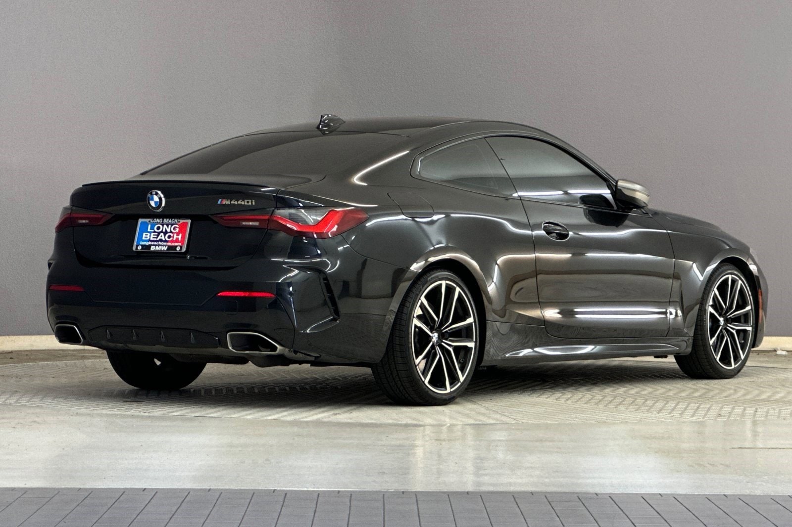 2023 BMW M440i photo 3