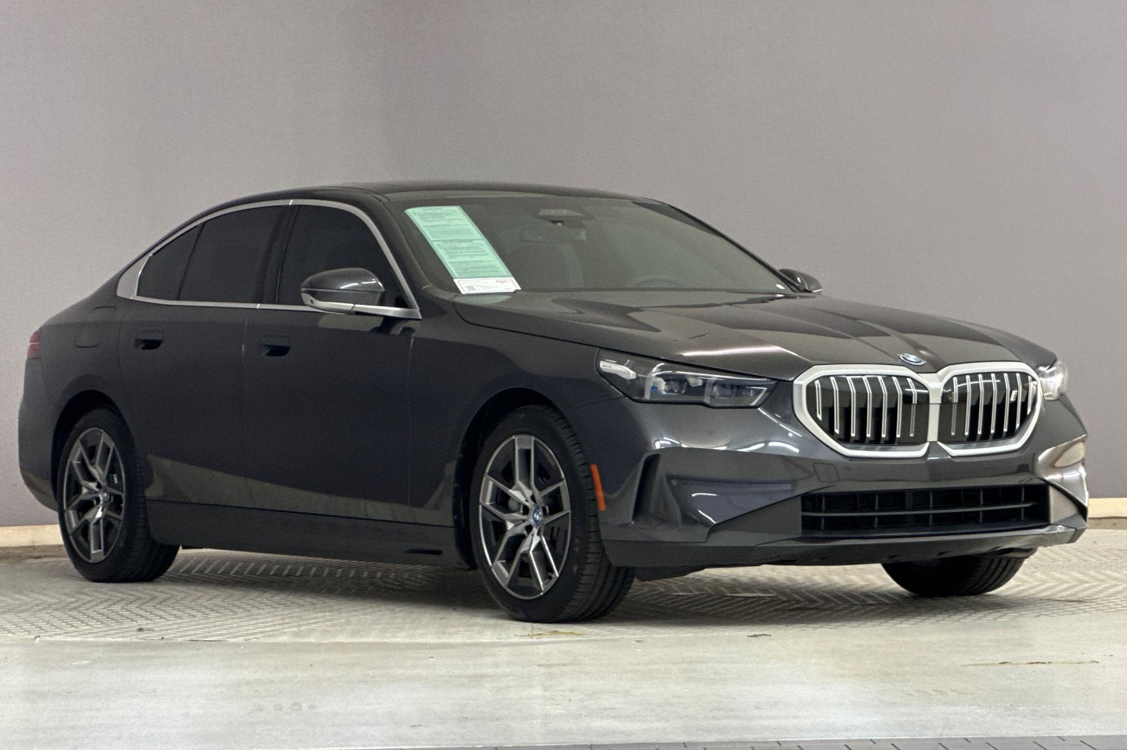 2024 BMW i5 eDrive40 photo 5
