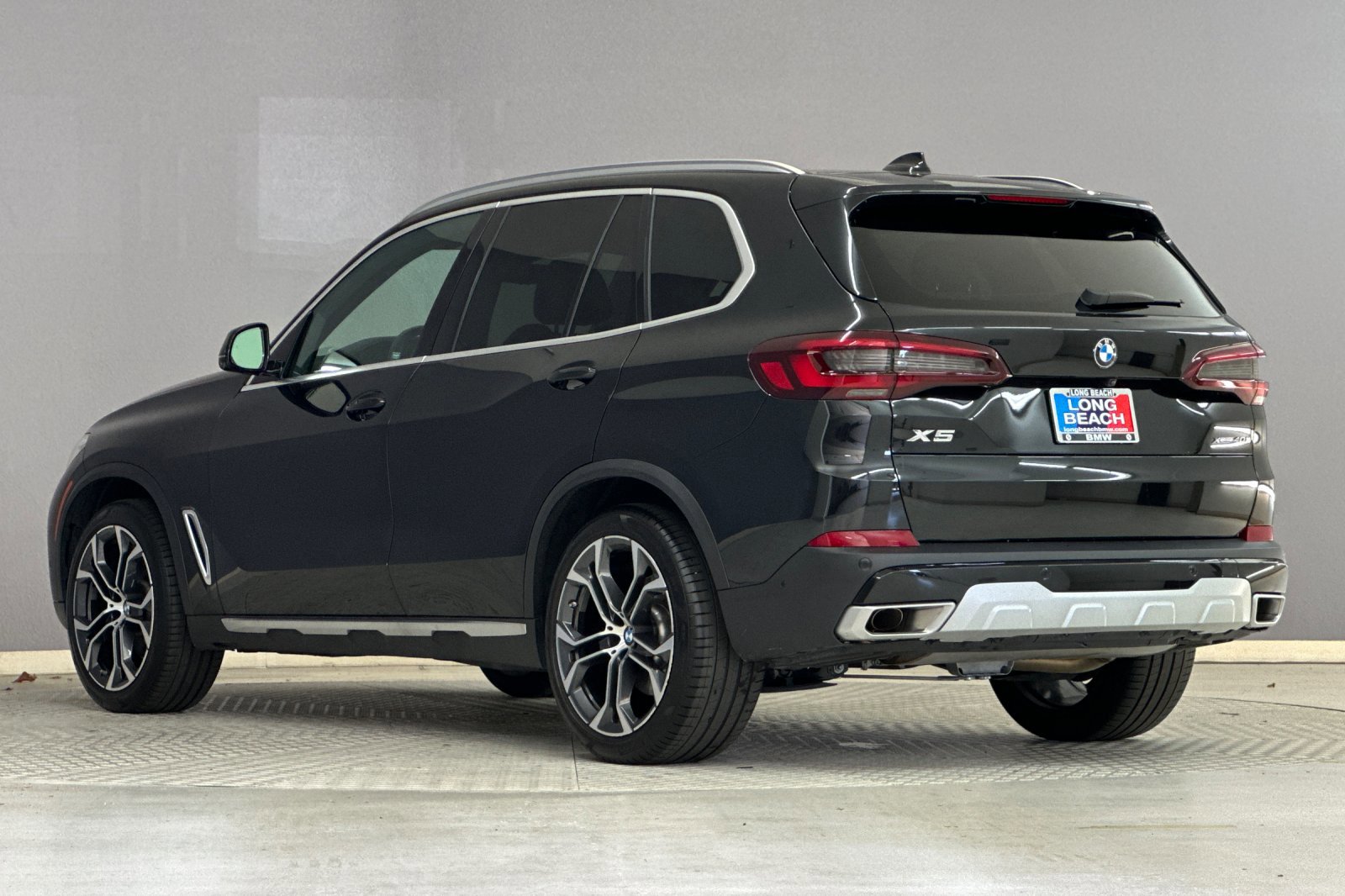 2023 Bmw X5 xDrive40i photo 2