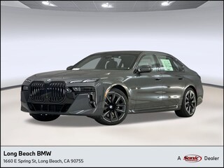 2026 BMW 740i