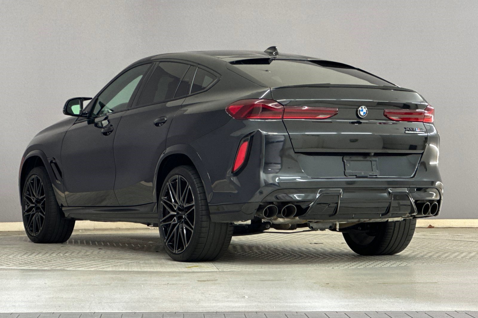 2022 Bmw X6 M photo 3