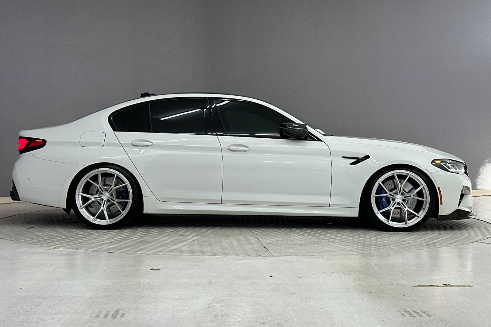M5 Sedan