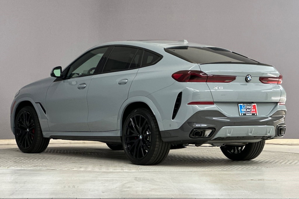 New 2027 BMW X6 xDrive40i SUV