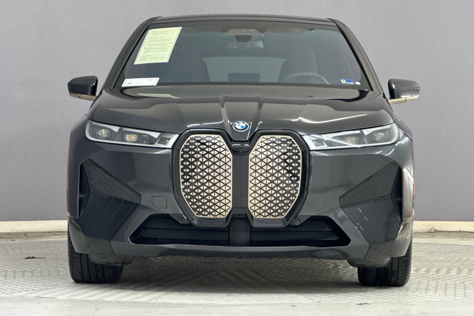 2023 BMW iX M60 photo 4