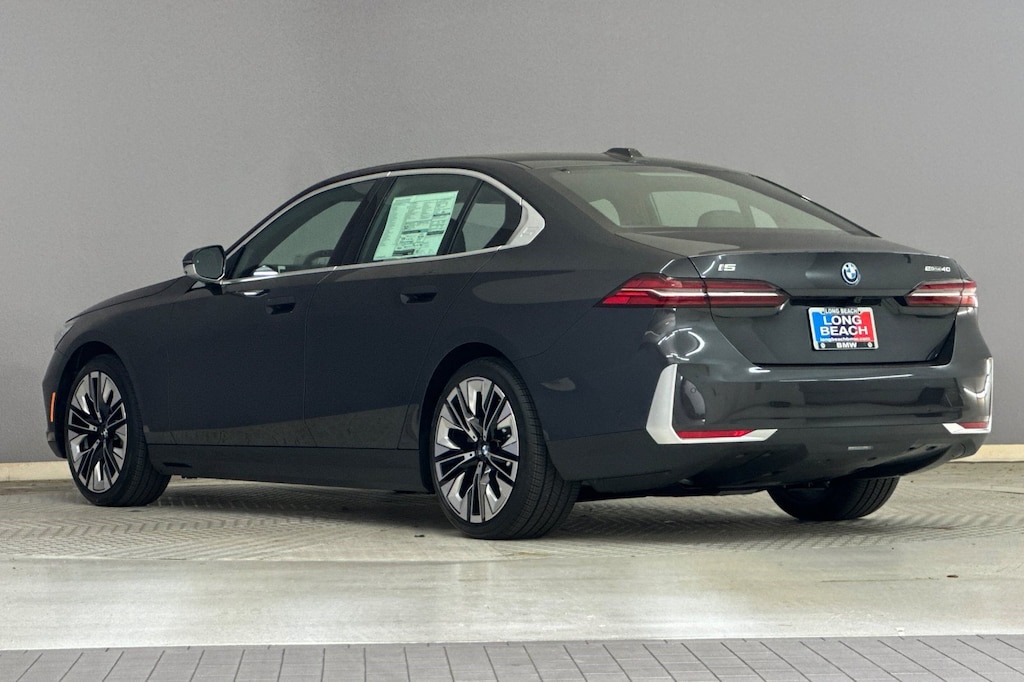 New 2026 BMW i5 eDrive40 Sedan