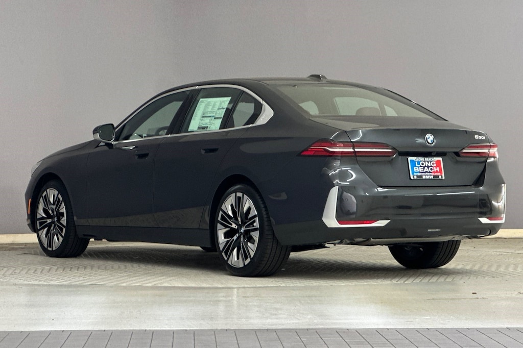 New 2026 BMW 530i Sedan