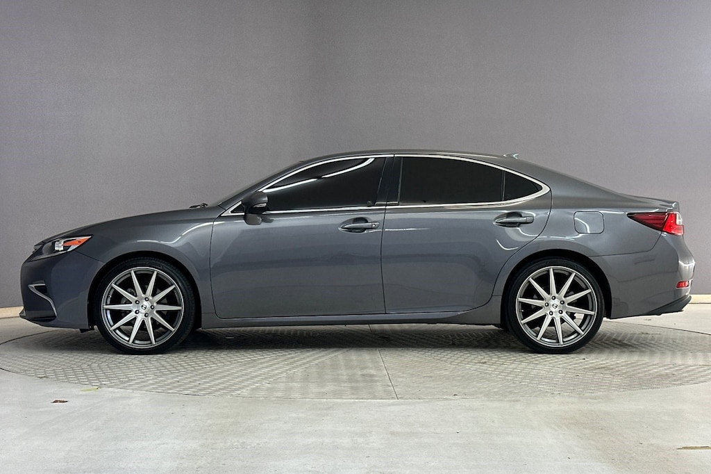 Used 2017 Lexus ES 350 Sedan