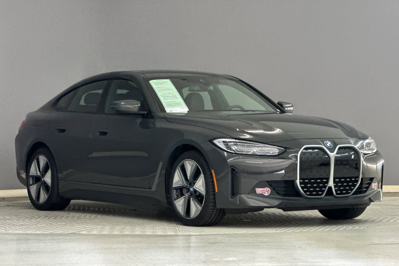 2023 BMW i4 eDrive35 photo 5