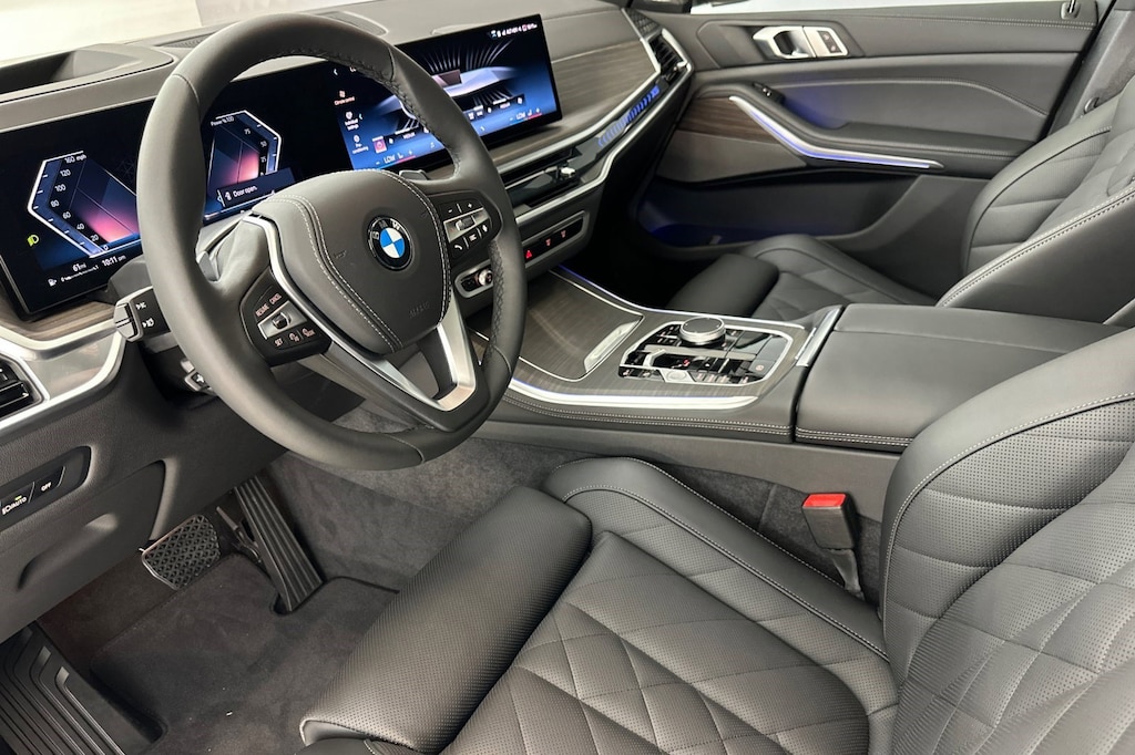New 2026 BMW X5 sDrive40i SUV