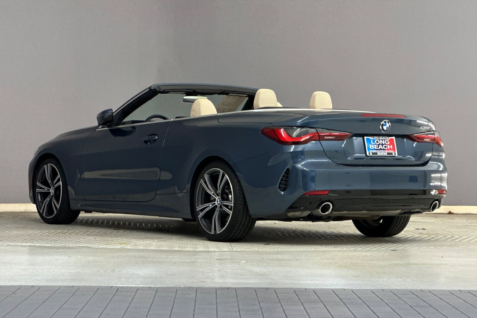 2024 Bmw 430i Convertible photo 3