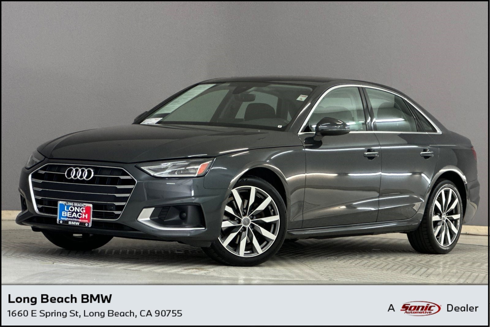 2020 Audi A4 40 S tronic Premium's photo