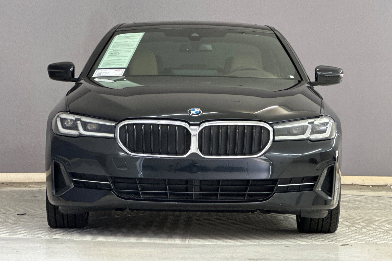 2023 BMW 530i xDrive photo 4