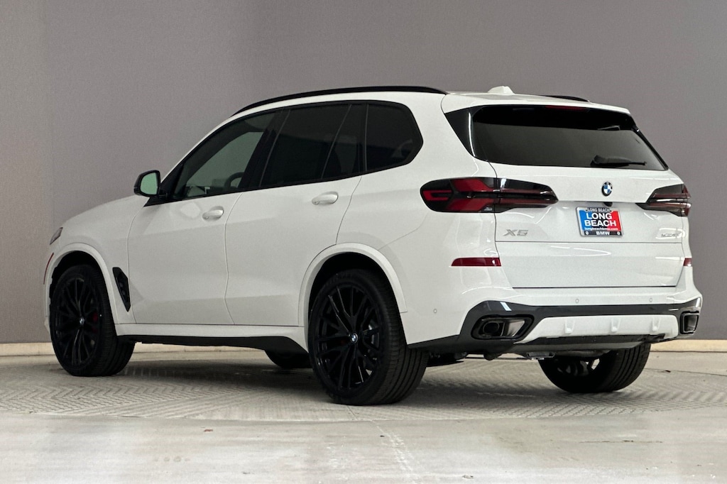 New 2026 BMW X5 sDrive40i SUV