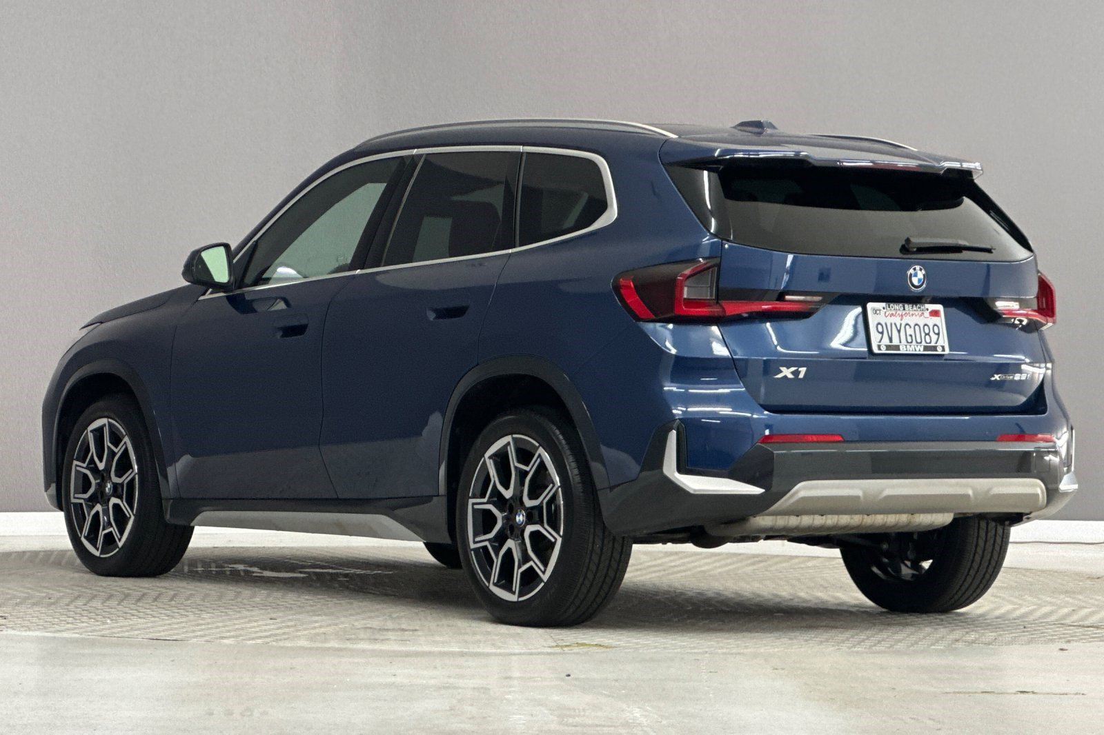X1 XDrive28i SUV