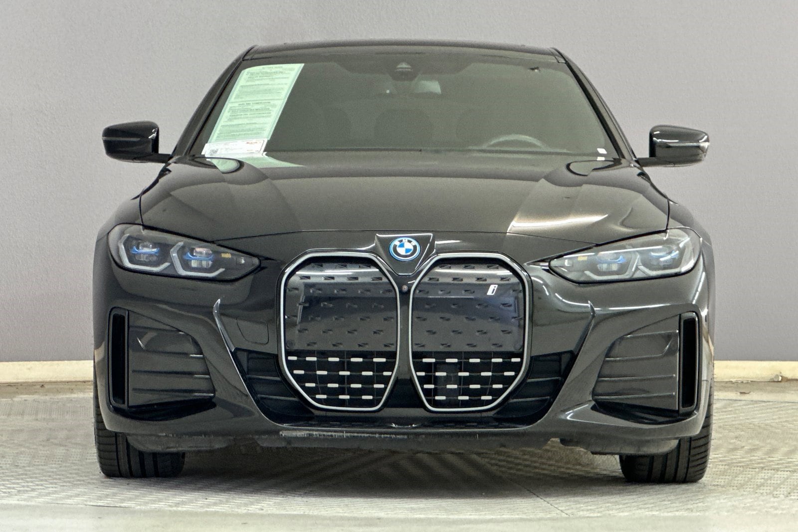 2024 BMW i4 eDrive40 photo 4