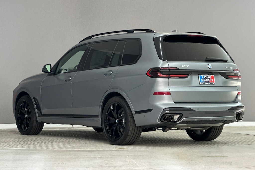 New 2027 BMW X7 xDrive40i SUV