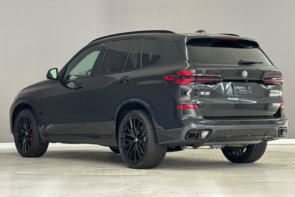 New 2026 BMW X5 sDrive40i SUV