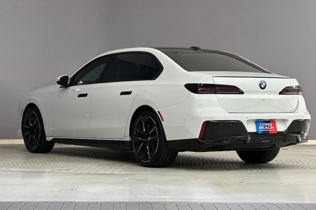 Certified 2023 BMW 740i Sedan