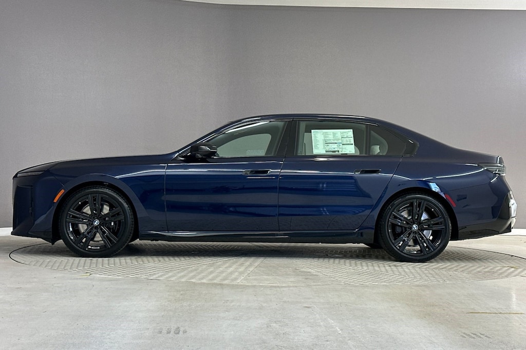 New 2027 BMW 740i Base Sedan