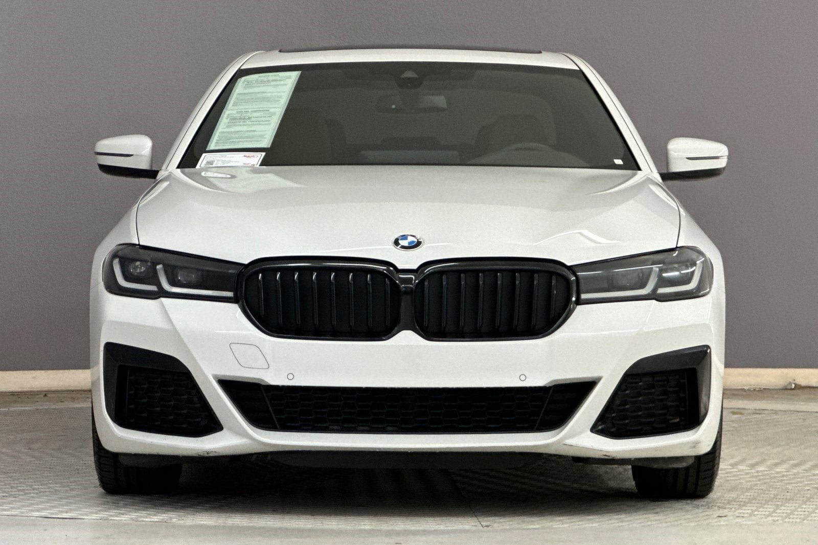 2023 BMW 530i photo 4