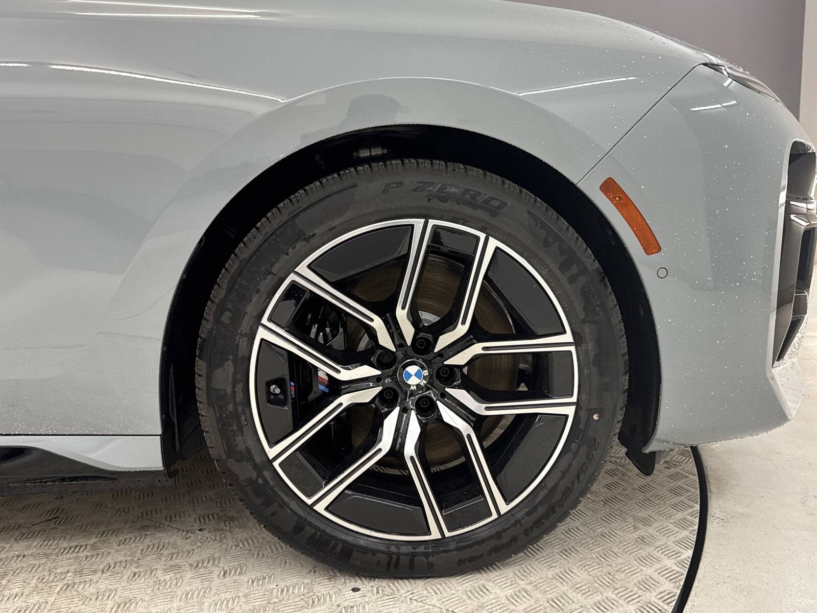 2025 Bmw i7 xDrive60 photo 4