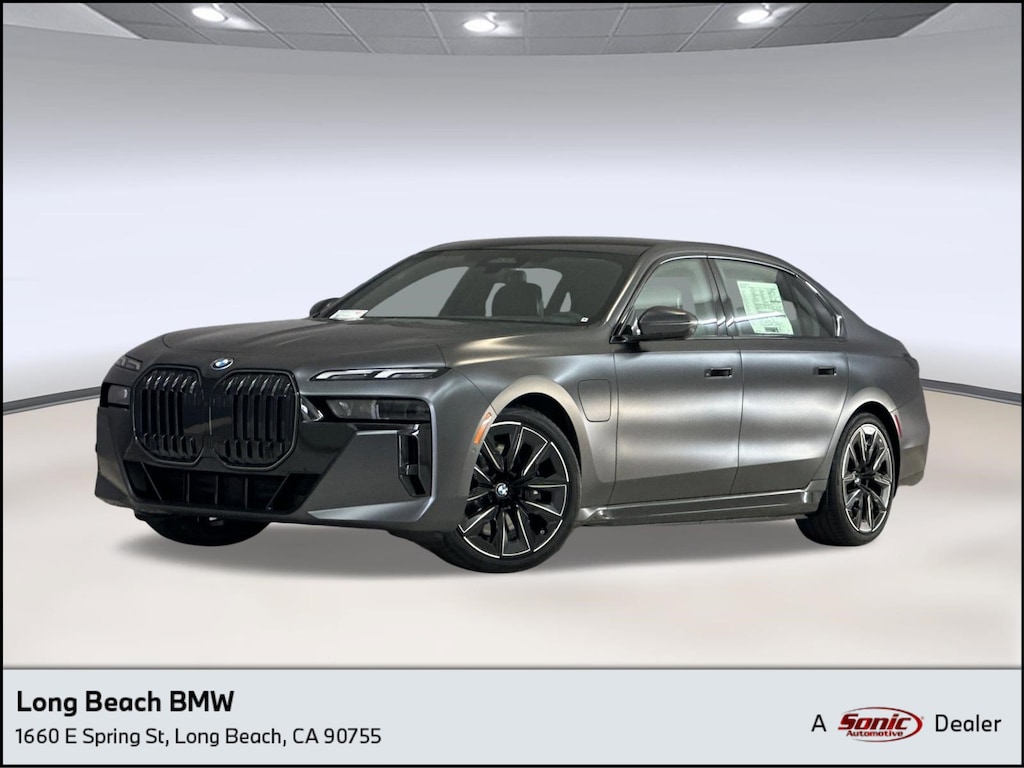 New 2026 BMW 750e xDrive Sedan