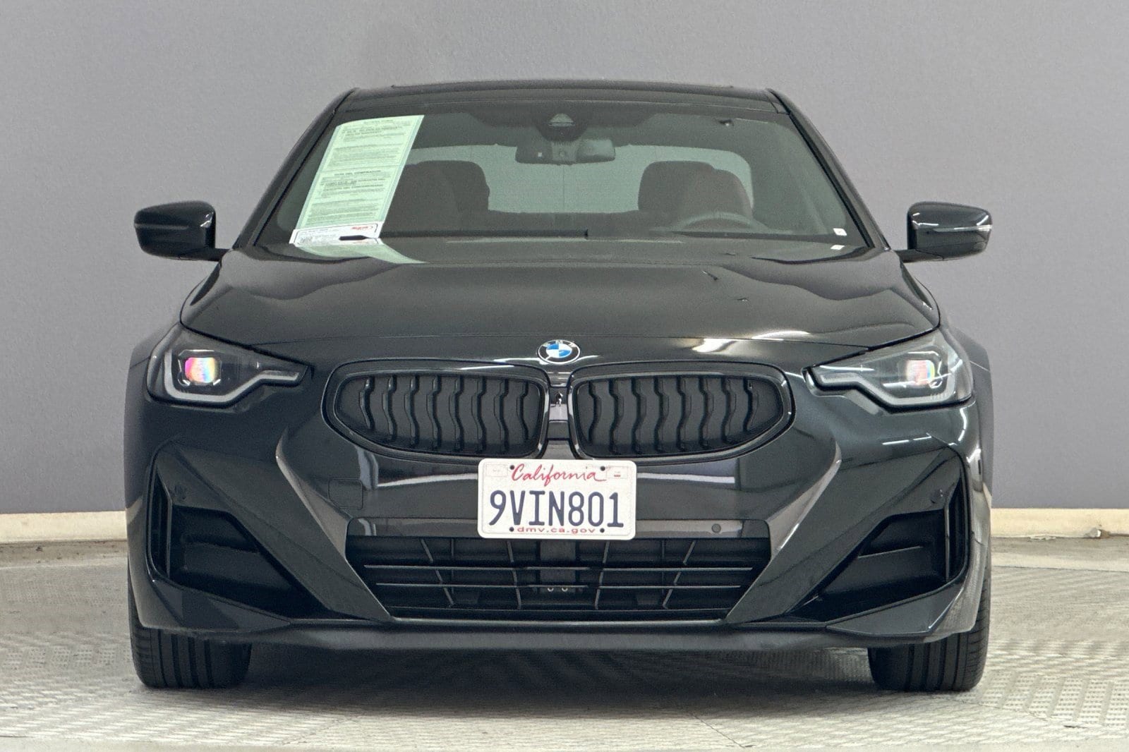 2025 BMW 230i photo 4