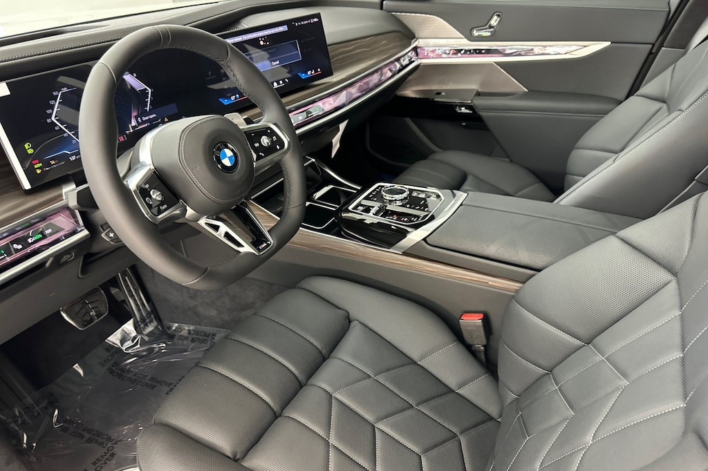 New 2026 BMW 760i xDrive Sedan