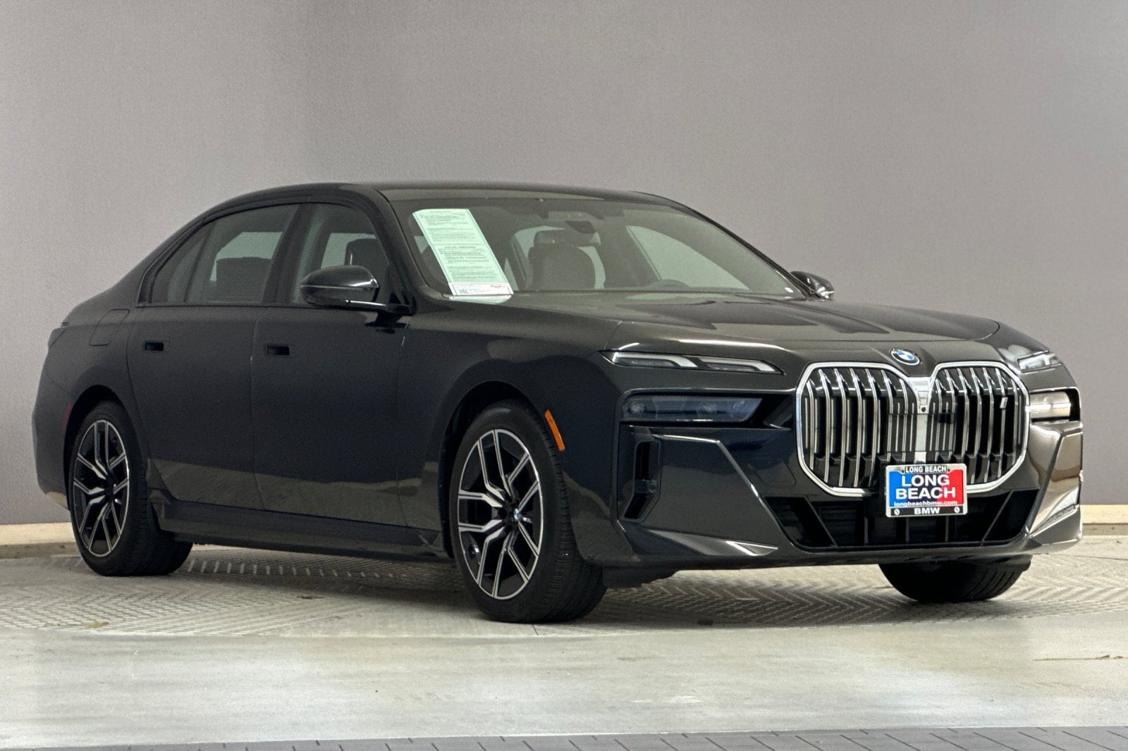 2024 BMW i7 xDrive60 photo 5