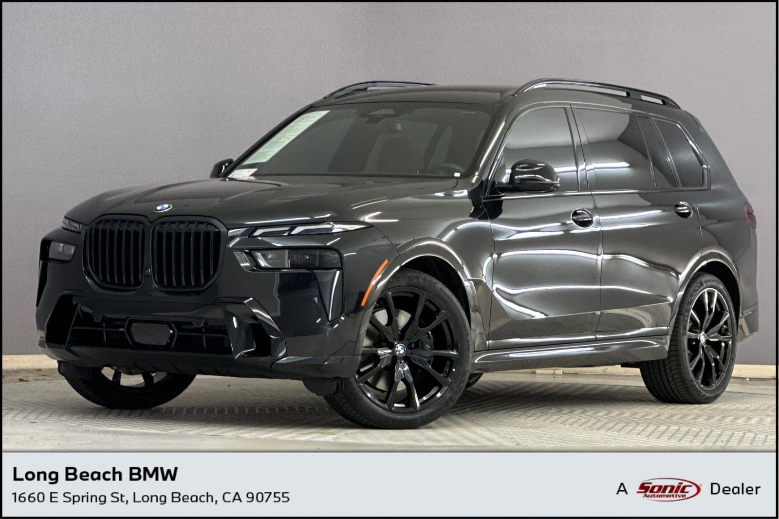 2023 BMW X7 40i's photo