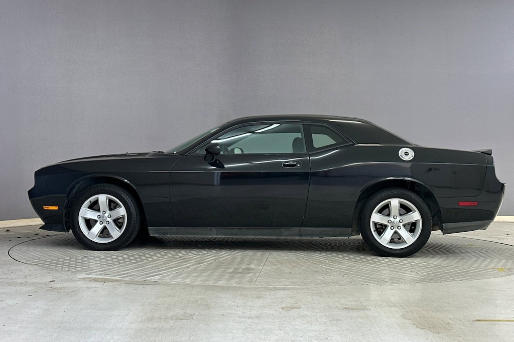 Used 2010 Dodge Challenger R/T Coupe