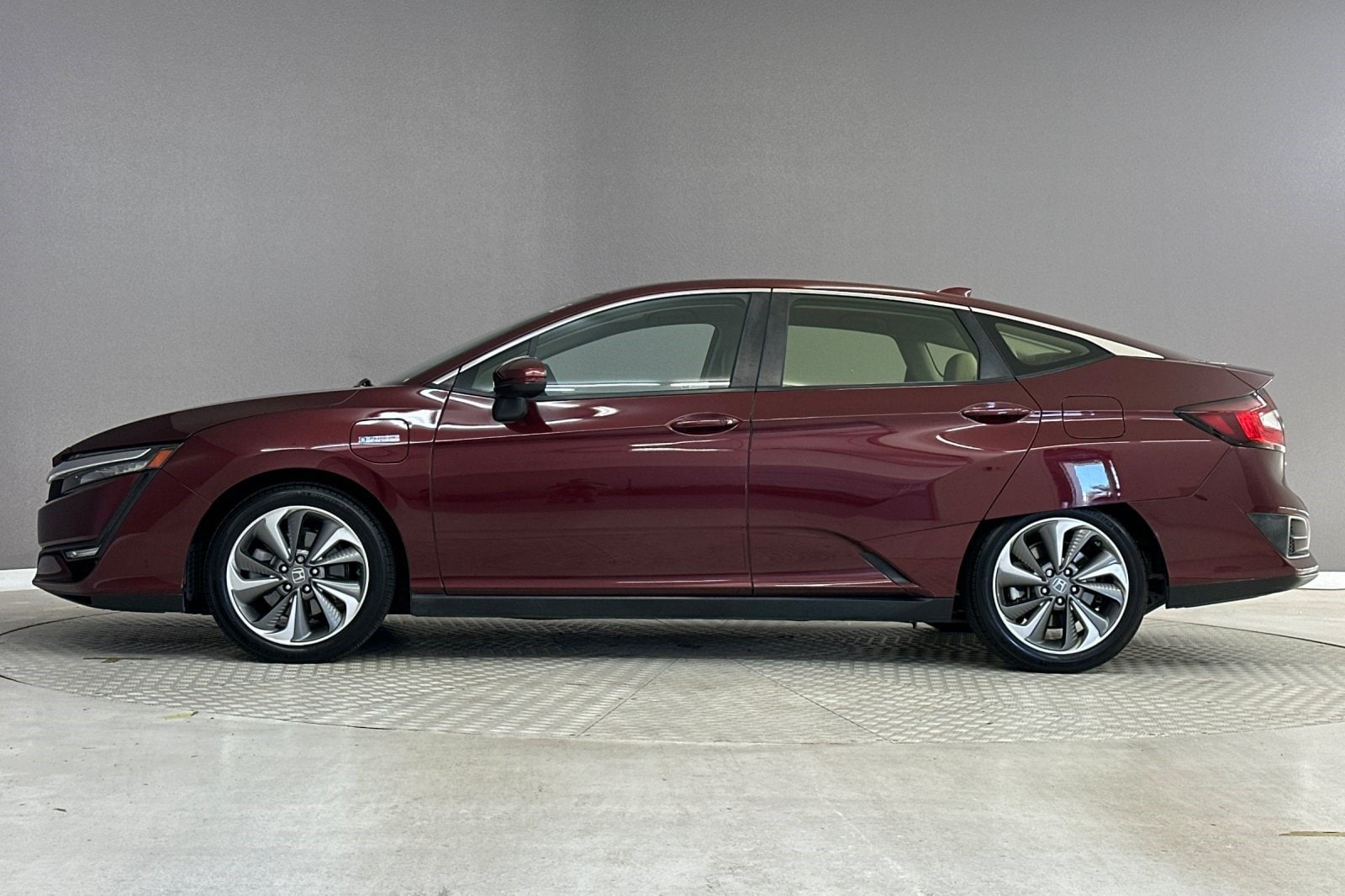 2018 Honda Clarity Plug-In Hybrid Touring Sedan