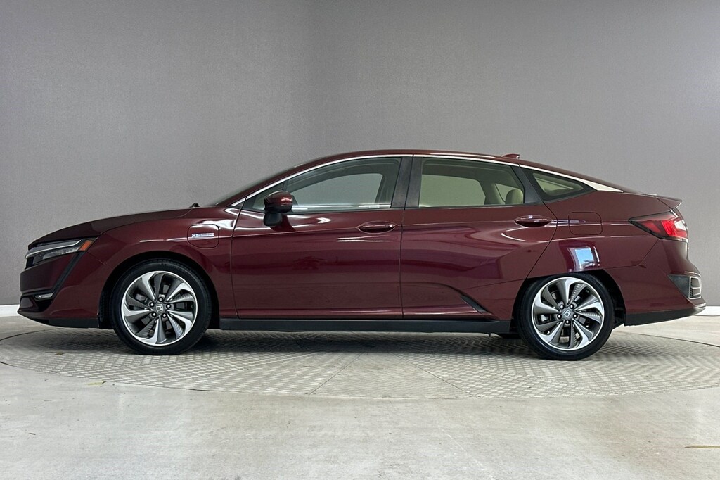 Used 2018 Honda Clarity Plug-In Hybrid Touring Sedan